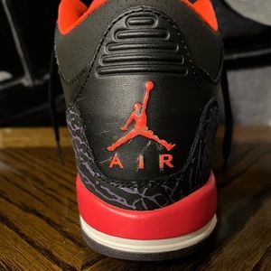 Air Jordan 3 Retro Crimson Red (Size US 6 Youth)